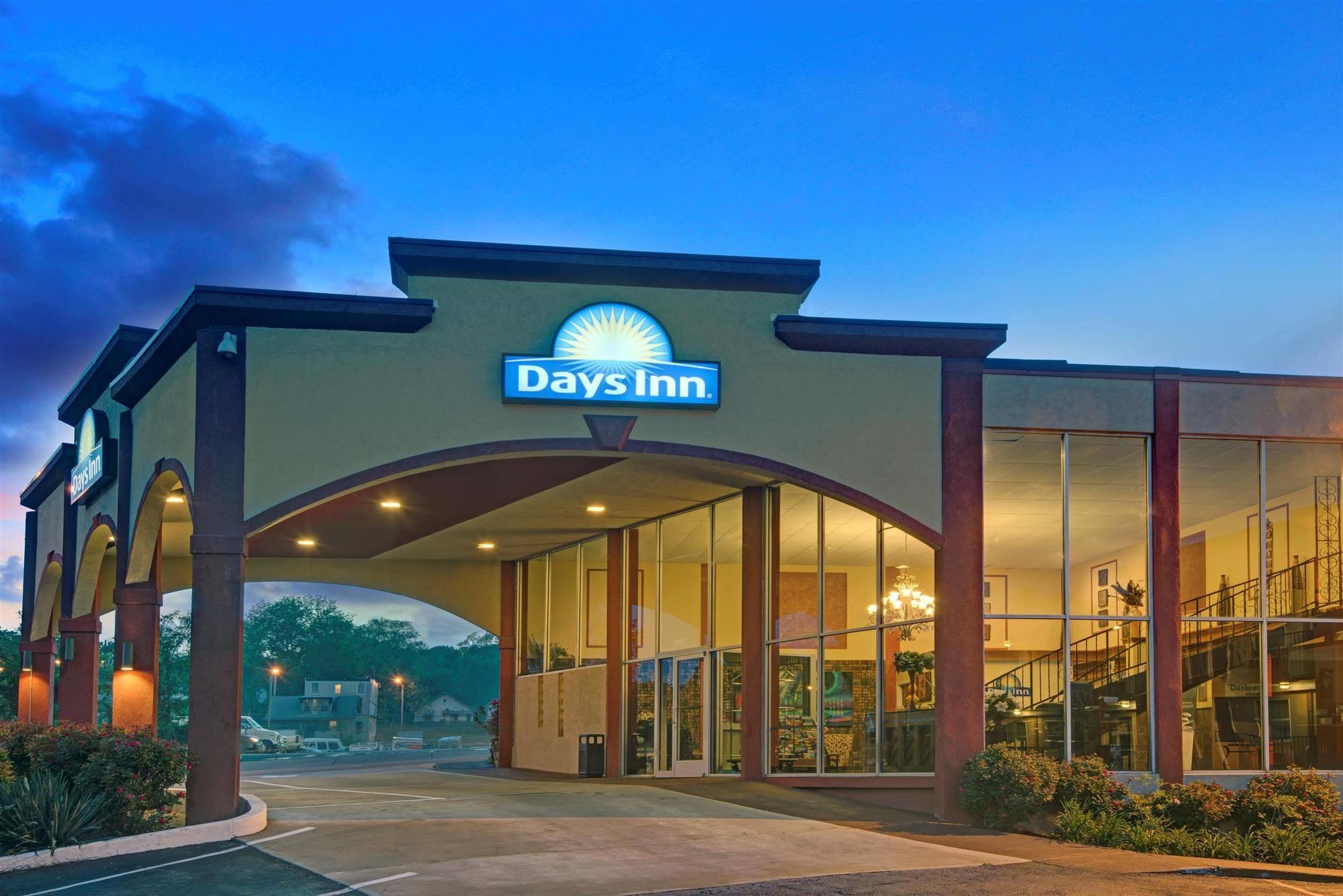 Days Inn By Wyndham カンザスシティ エクステリア 写真